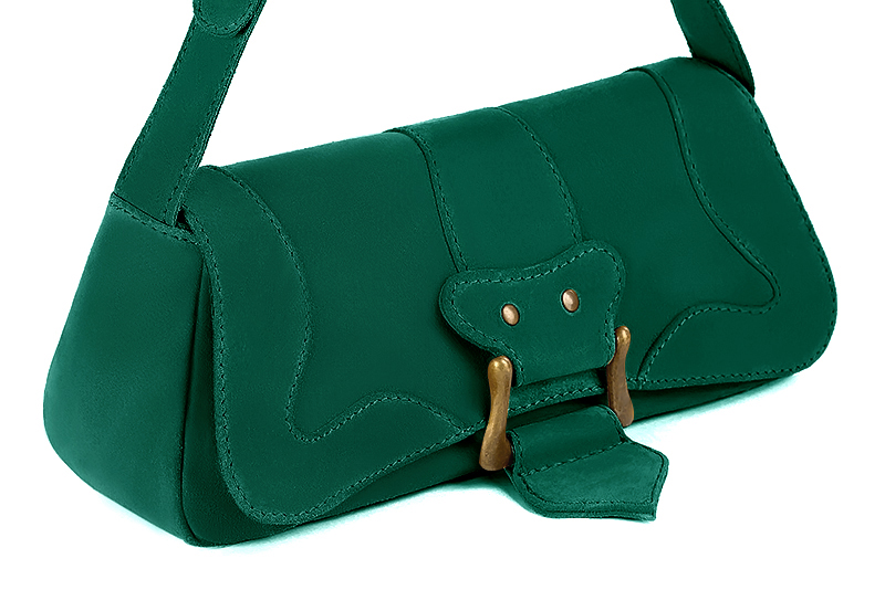 Emerald green women's dress handbag, matching pumps and belts. Front view - Florence KOOIJMAN